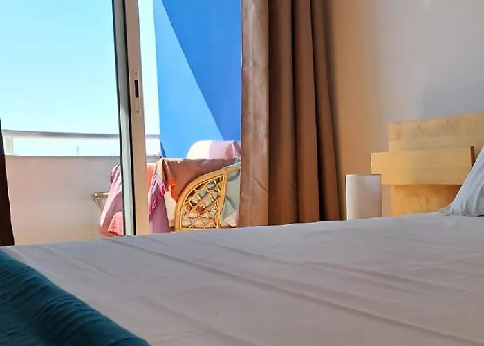 Apartment Welkome Alfarrobal T1 *